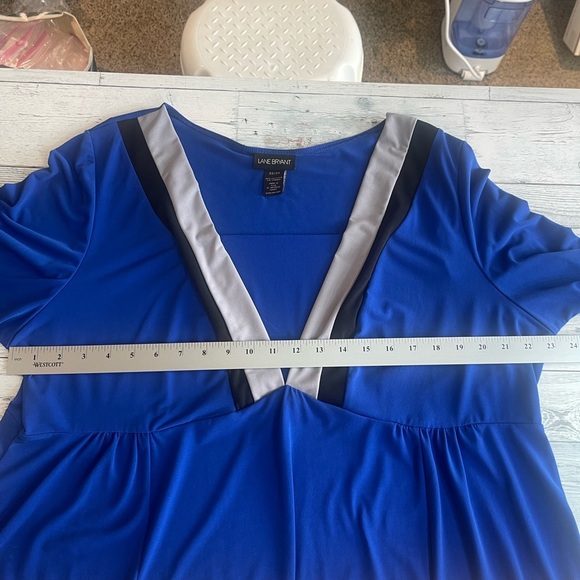 Lane Bryant V-Neck Flowing Blouse 22/24 - Picture 6 of 7